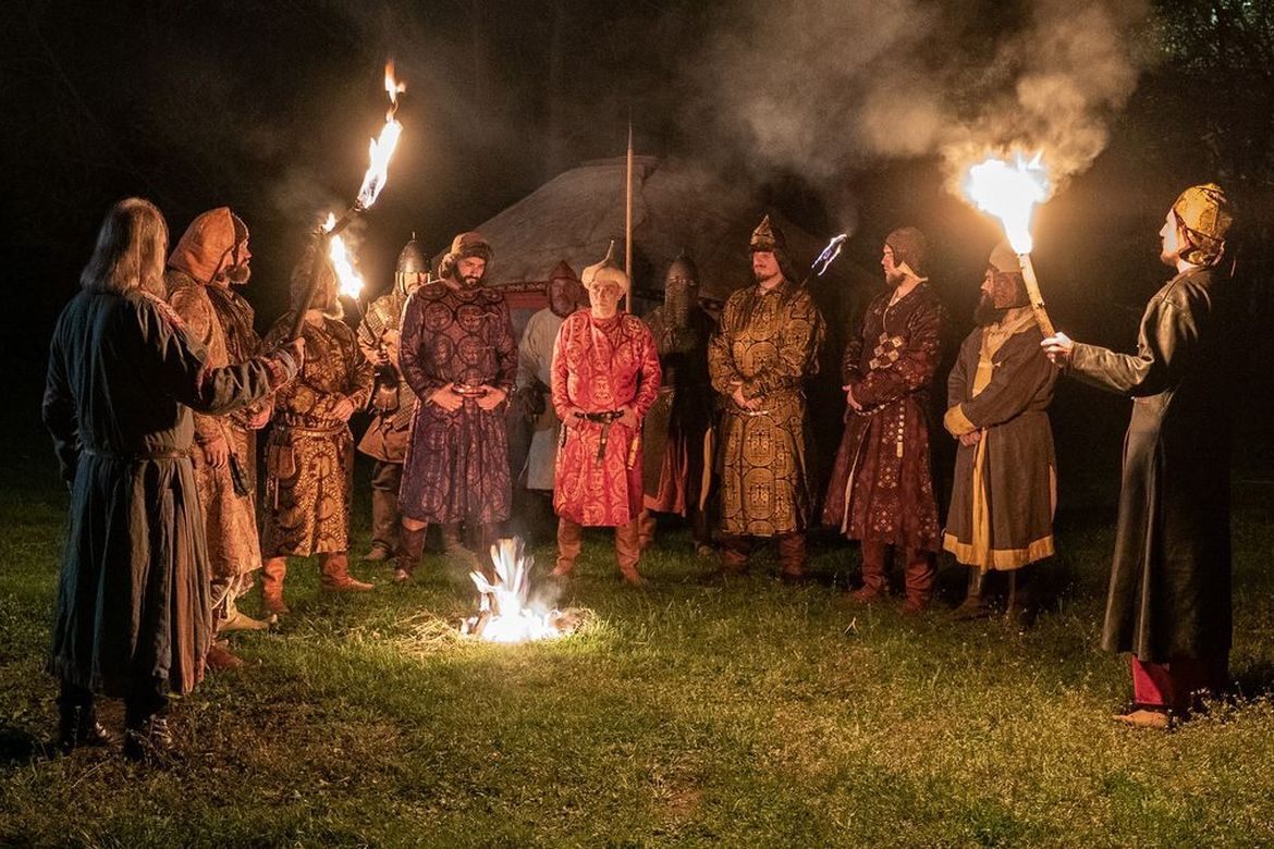 Az Árpádok felemelkedése: film munkatársaink közreműködésével