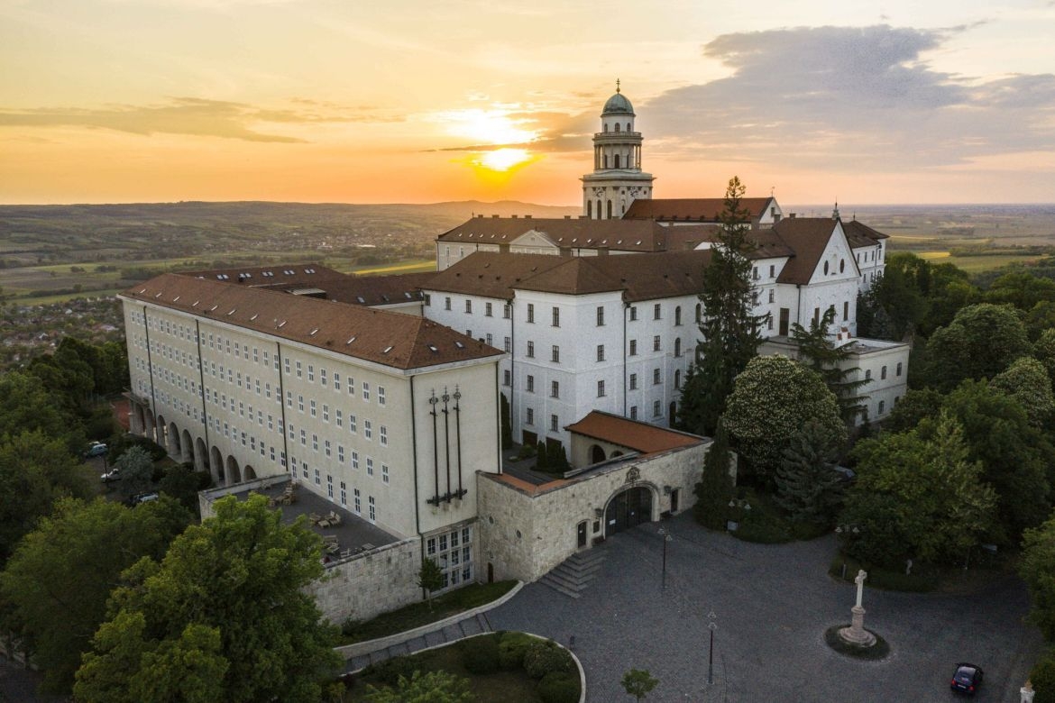 Újabb régészeti kutatások a Pannonhalmi Főapátságban