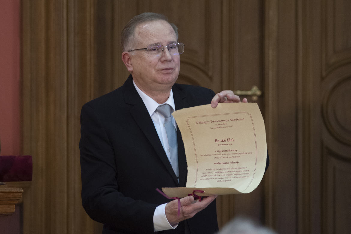 Elérhető Benkő Elek akadémiai székfoglaló előadása