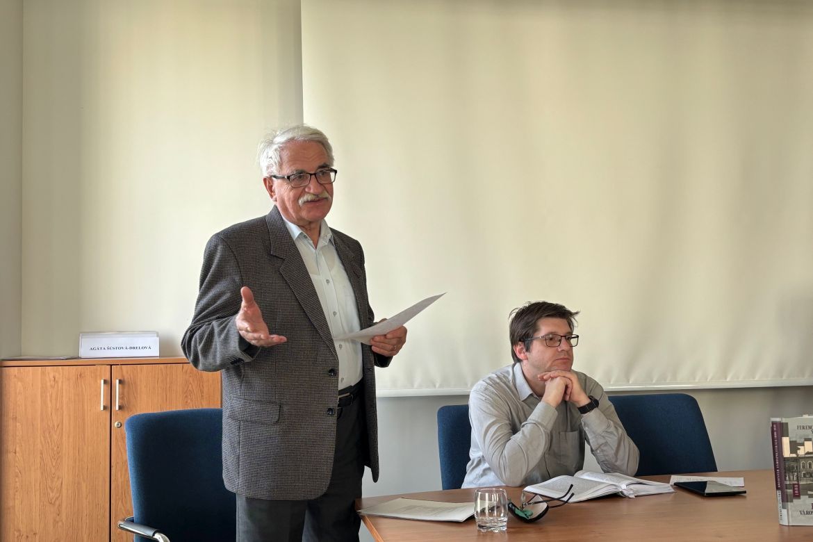 Sipos Gábor könyvismertetője