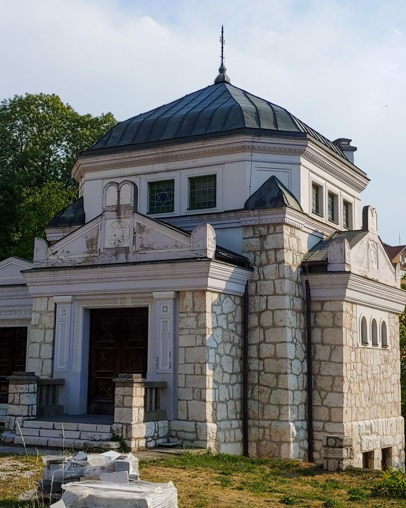 Glossza – Nyugat-Balkán 5.: Ahol a balkáni keresztutak találkoznak – A középkori Bosznia vallási öröksége