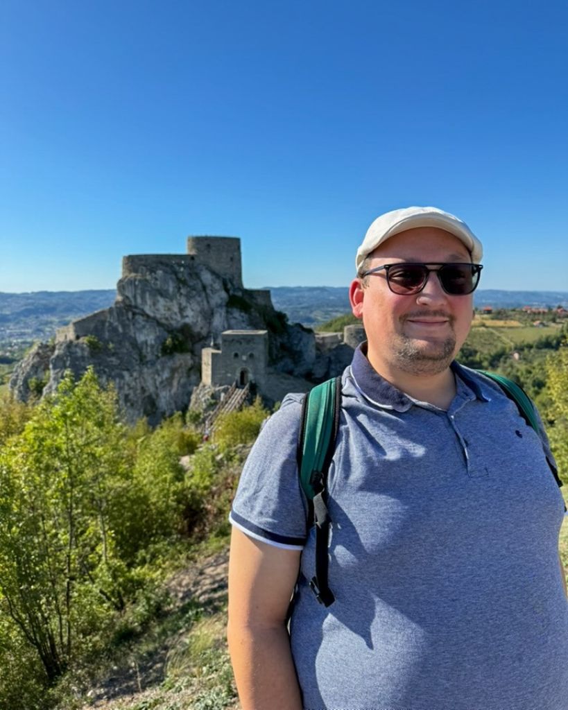 Glossza – Nyugat-Balkán 5.: Ahol a balkáni keresztutak találkoznak – A középkori Bosznia vallási öröksége