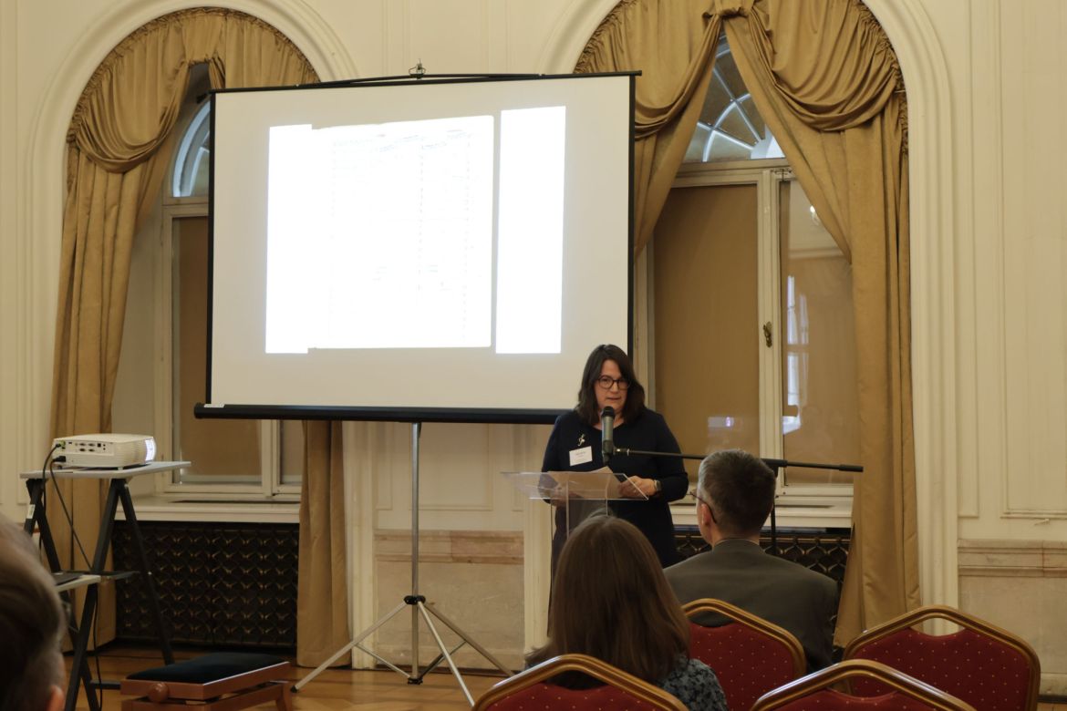 authenticity2025-11_1009