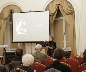 authenticity2025-18_2341