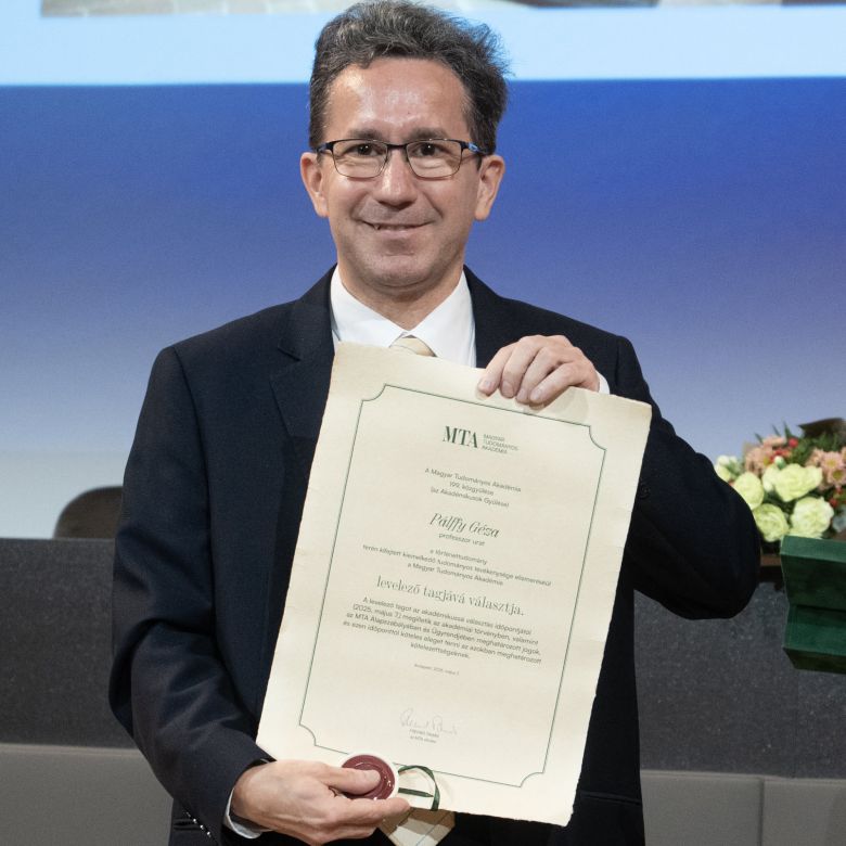 Pálffy Géza székfoglaló előadása a Magyar Tudományos Akadémián. Fotó: Szigeti Tamás/MTA