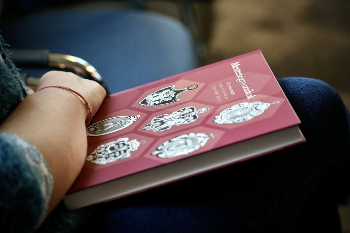 A Mesterségmozaikok című kötet bemutatója az ELTE HTK Történettudományi Kutatóintézetben