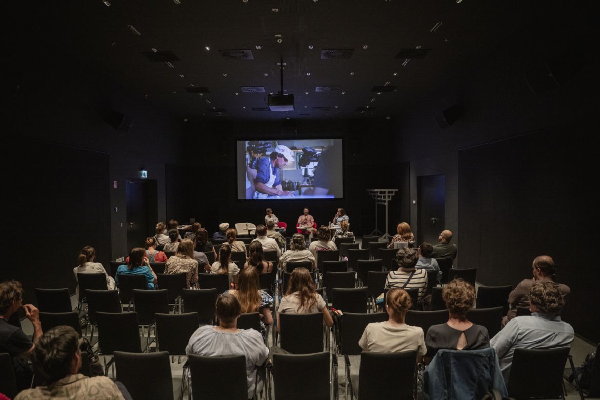 Filmvetítés a Néprajzi Múzeumban