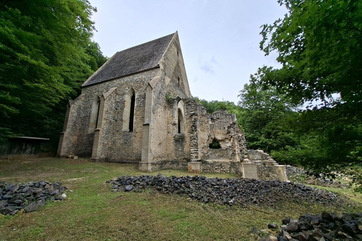 sarospatak-a-martonyi-haromhegyi-palos-kolostor-es-templom-romjai_1