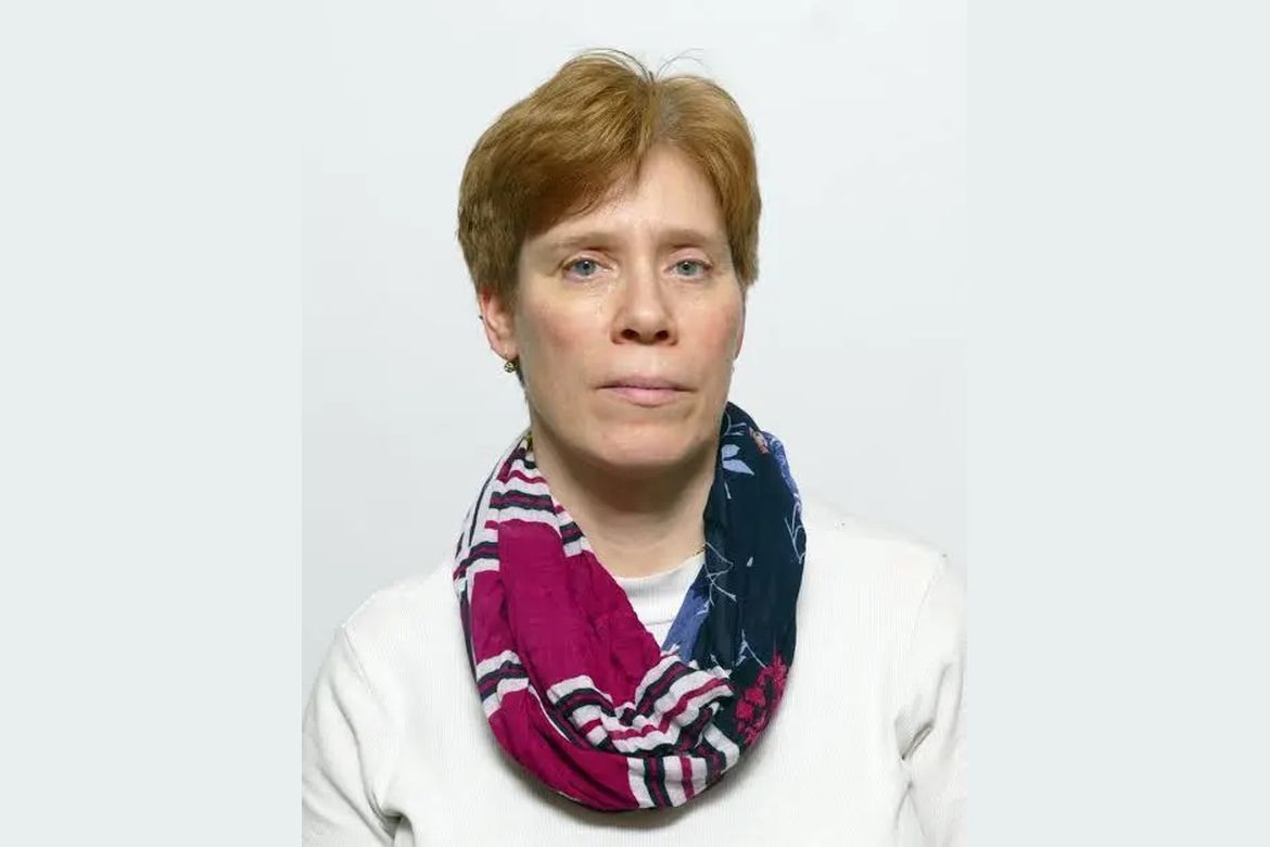 Dalos Anna
